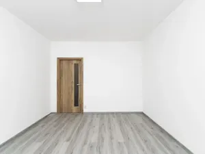 Prodej bytu 3+1, Ostrava, náměstí Antonie Bejdové, 73 m2