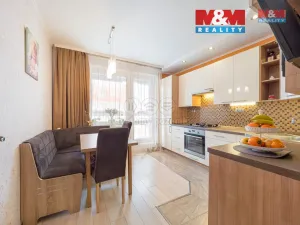 Prodej bytu 3+1, Praha - Letňany, Křivoklátská, 66 m2