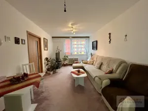 Prodej bytu 3+1, Broumov, Sídliště Křinické, 65 m2