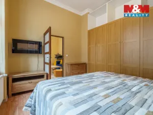 Prodej bytu 2+1, Karlovy Vary, Vřídelní, 56 m2