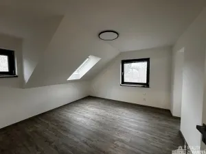 Pronájem bytu 2+kk, Jesenice, Hlavní, 47 m2