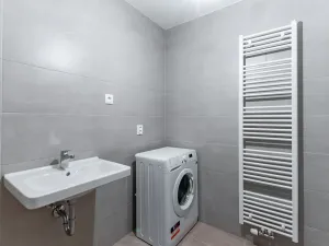 Pronájem bytu 1+kk, Praha - Vysočany, Moravcových, 34 m2