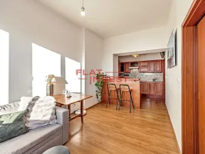 Prodej bytu 2+kk, Praha - Libeň, U skládky, 41 m2