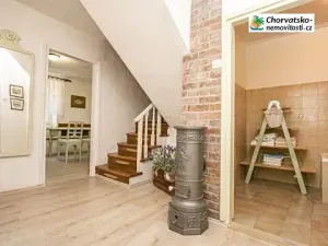 Prodej rodinného domu, Novi Vinodolski, Chorvatsko, 160 m2