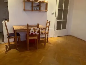 Prodej bytu 2+kk, Praha - Bubeneč, Lotyšská, 39 m2