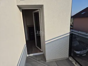 Pronájem bytu 3+1, Sluhy, 84 m2