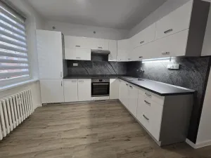 Pronájem bytu 3+1, Moravské Budějovice, Komenského, 76 m2