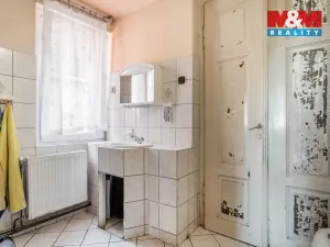 Prodej rodinného domu, Mimoň, nám. 1. máje, 120 m2