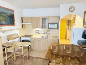 Prodej bytu 1+kk, Hradec Králové, Hradecká, 34 m2