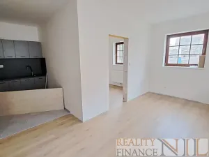 Pronájem bytu 2+1, Plzeň, Prvomájová, 53 m2