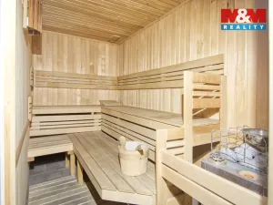 Pronájem obchodního prostoru, Orlová - Lutyně, Masarykova třída, 222 m2