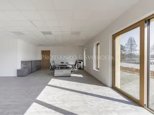 Pronájem kanceláře, Velká Bíteš, 937 m2
