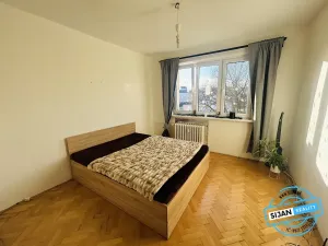 Prodej bytu 2+1, Krnov, Maxima Gorkého, 55 m2