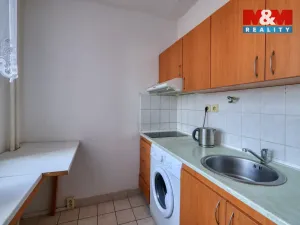 Prodej bytu 1+1, Plzeň - Skvrňany, 47 m2