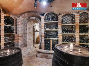 Prodej obchodního prostoru, Jablonec nad Nisou, Komenského, 600 m2