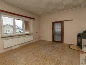 Prodej vícegeneračního domu, Lahošť, Švermova, 250 m2