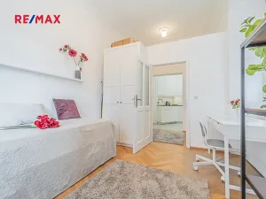 Prodej bytu 2+1, Praha - Staré Město, Náprstkova, 42 m2