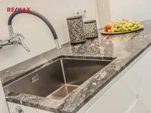 Prodej bytu 2+1, Praha - Staré Město, Náprstkova, 42 m2