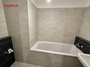 Prodej bytu 2+kk, Praha - Dolní Počernice, Černodolská, 64 m2