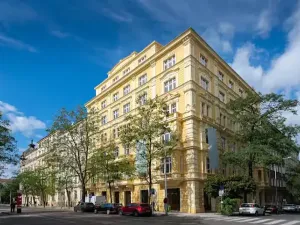 Prodej bytu 1+kk, Praha, Korunní, 24 m2