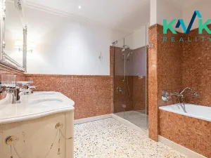 Prodej bytu 6+kk a větší, Karlovy Vary, U Imperiálu, 252 m2