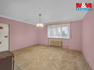 Prodej bytu 3+1, Čerčany, Družstevní, 58 m2