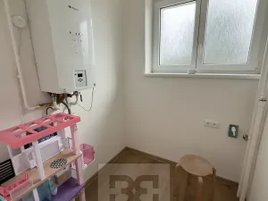 Pronájem bytu 3+1, Praha - Hlubočepy, Nad pomníkem, 120 m2