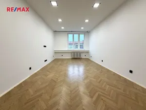 Pronájem bytu 3+kk, Praha - Vinohrady, náměstí Jiřího z Lobkovic, 86 m2