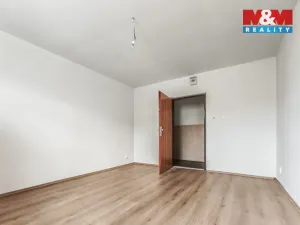 Prodej bytu 1+kk, Karlovy Vary - Rybáře, Majakovského, 24 m2