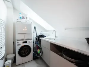 Prodej rodinného domu, Líšnice, 336 m2