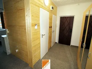 Pronájem bytu 2+1, Kadaň, Chomutovská, 56 m2