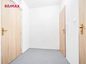 Prodej bytu 1+kk, Kladno, Americká, 34 m2