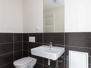 Pronájem bytu 1+kk, Praha - Třebonice, Thomasova, 33 m2