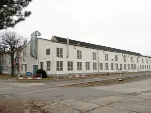 Prodej výrobních prostor, Sezimovo Ústí, náměstí Tomáše Bati, 69980 m2