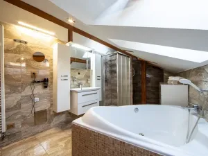 Prodej obchodního prostoru, Praha - Hlubočepy, Hlubočepská, 156 m2