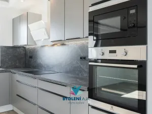 Prodej rodinného domu, Dubí, V Aleji, 206 m2