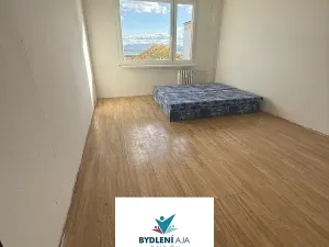 Prodej bytu 3+1, Krupka, Karla Čapka, 79 m2