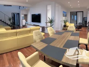 Prodej vily, Makarska, Chorvatsko, 360 m2