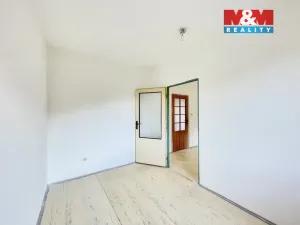 Prodej bytu 4+1, Záchlumí, 74 m2