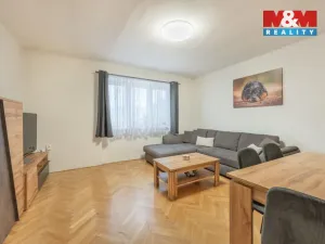 Prodej bytu 3+1, Hostivice, Školská, 61 m2