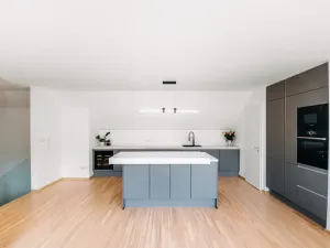 Prodej bytu 2+kk, Praha, Bořivojova, 101 m2