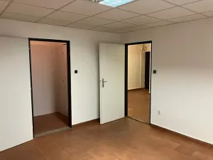 Pronájem kanceláře, Praha - Bubeneč, Národní obrany, 34 m2