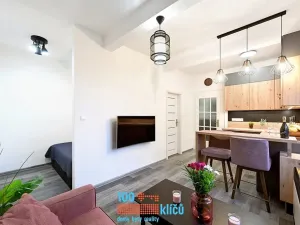 Prodej bytu 1+kk, Praha - Motol, Podhorská, 30 m2