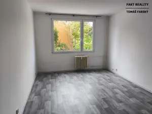 Pronájem bytu 1+kk, Děčín, Želenická, 25 m2