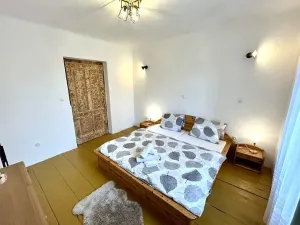 Prodej apartmánu, Líšnice, 300 m2