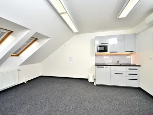 Pronájem kanceláře, Praha - Malá Chuchle, Zbraslavská, 87 m2