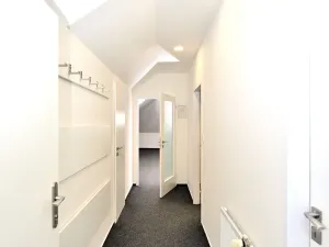 Pronájem kanceláře, Praha - Malá Chuchle, Zbraslavská, 87 m2