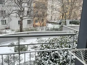 Pronájem bytu 2+kk, Praha - Vysočany, Bassova, 50 m2