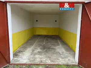 Pronájem garáže, Kutná Hora - Hlouška, 18 m2