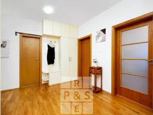 Pronájem bytu 2+kk, Praha - Břevnov, Závěrka, 56 m2